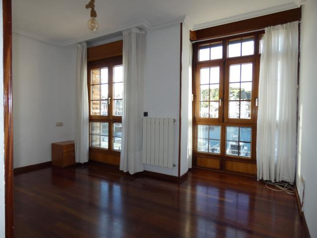 VENTA DE APARTAMENTO CON VISTAS AL MAR