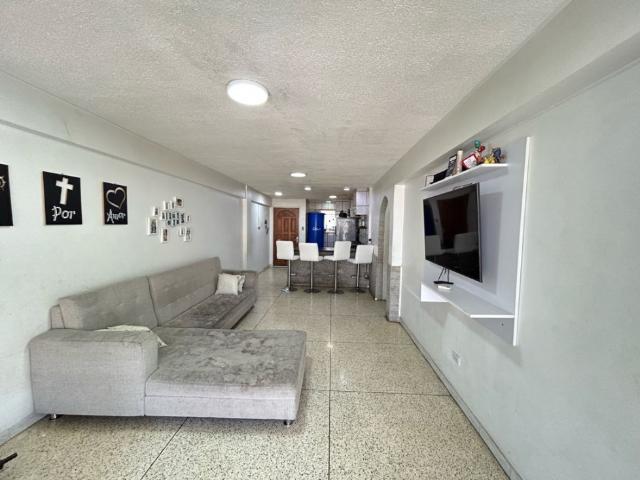 Venta de Apartamento de 73.80 mts2 en La Candelaria 2Hab 1 B S/P