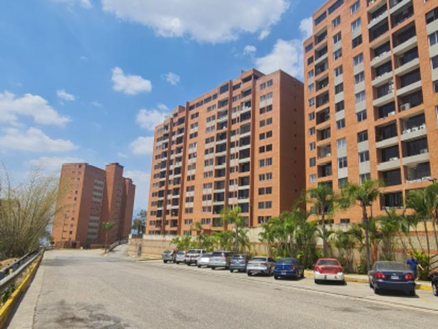 VENTA DE APARTAMENTO EN LA URB COLINAS DE LA TAHONA