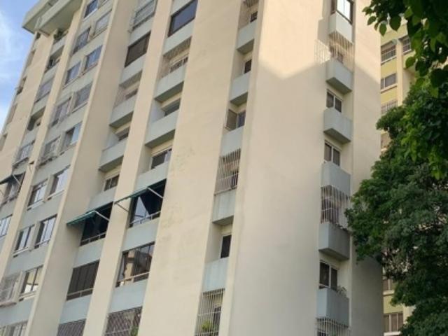 VENTA DE APARTAMENTO EN LA URBINA 119,8MTS2/4H/3B/1PE. LESAMO