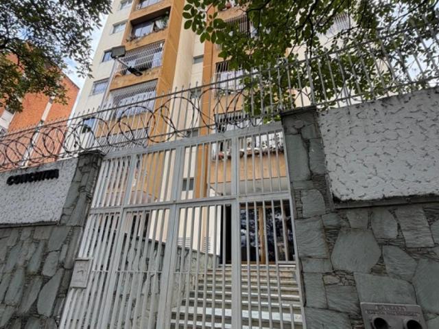 Venta de apartamento en la Urbina