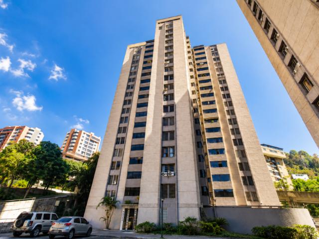 Venta de Apartamento en La Boyera, 84Mt2,3H,2B,2E. 26 57