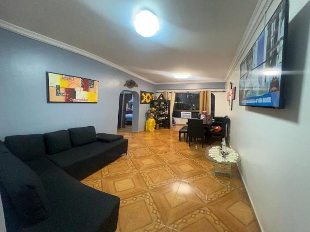 Venta de Apartamento en Las Acacias 68m2/2H/1B/1PE
