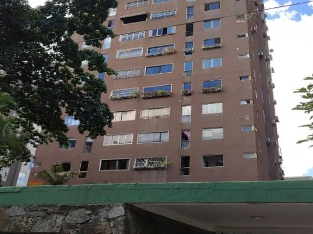 Venta de Apartamento en Los Palos Grandes 97m2/3H+1HS/2B+1BS/1PE/1M