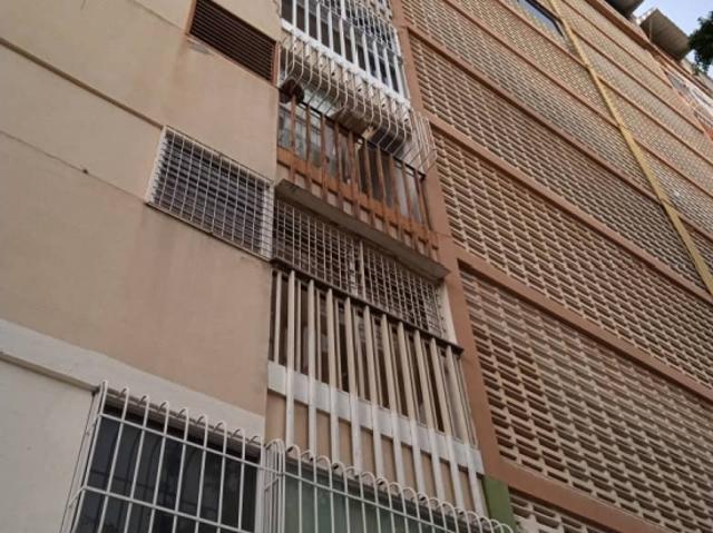 VENTA DE APARTAMENTO EN SAN BERNARDINO