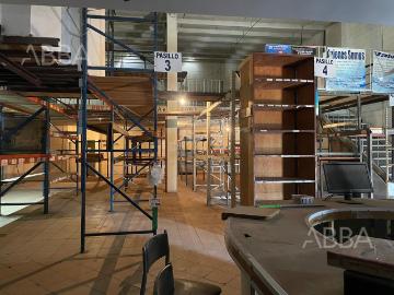 VENTA de Bodega Comercial en Av. de la Industrias