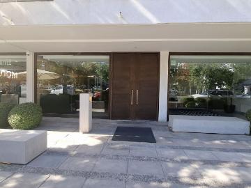 VENTA DE BODEGA A PASOS HOSPITAL SALVADOR