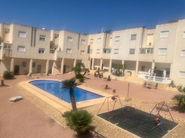 VENTA DE BUNGALOW EN HONDON DE LOS FRAILES ALICANTE