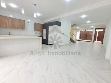 VENTA DE CASA MODERNA EN URBANIZACIÓN LOS SAUCES FRENTE A PARQUE