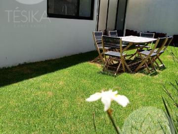 Venta de casa nueva en Metepec, 4 habitaciones y estacionamiento techado y amenidades, San Gaspar Tlahuelilpan