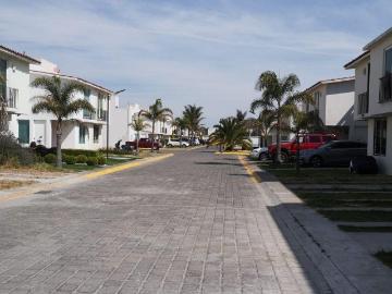 VENTA DE CASA NUEVA EN CONDOMINIO EN TENANGO DEL VALLE EDO. MEX