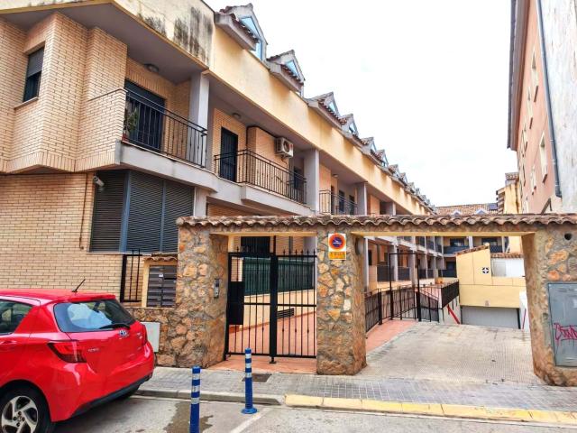 Venta de Casa Adosada en Calle Sant Roc Nº 11 Aldaia Valencia/València