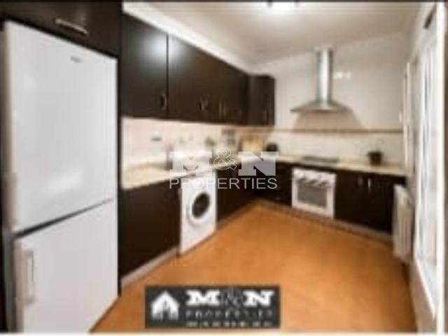 VENTA DE CASA ADOSADA EN ALMENDRALEJO