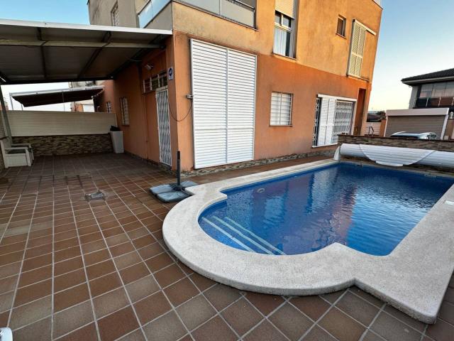 Venta de casa adosada en Borriana Burriana