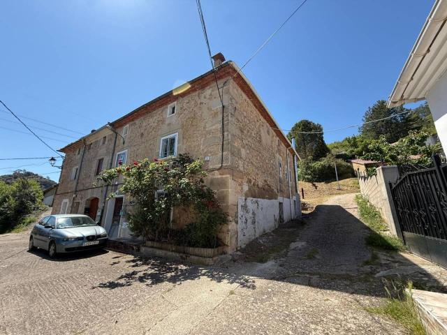 Venta de Casa Adosada en Oña