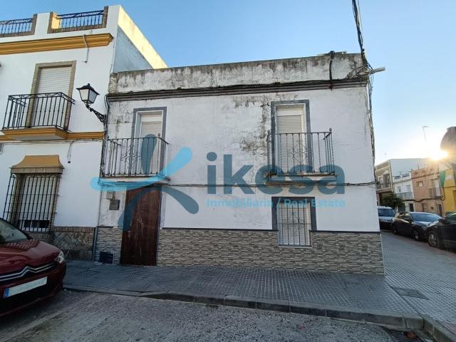 Venta de Casa Adosada en Lora del Río Sevilla