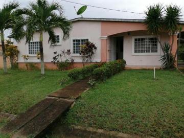 VENTA DE CASA AMOBLADA EN HACIENDA EL MIRADOR DE ANTON PANAMA