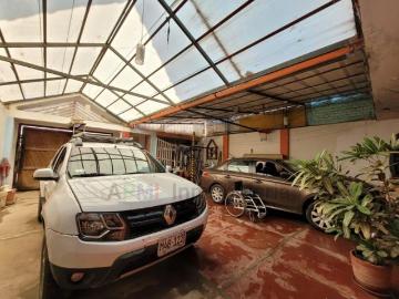 VENTA DE CASA AMPLIA UBICADA A METROS DE PROLONGACIÓN PACASMAYO