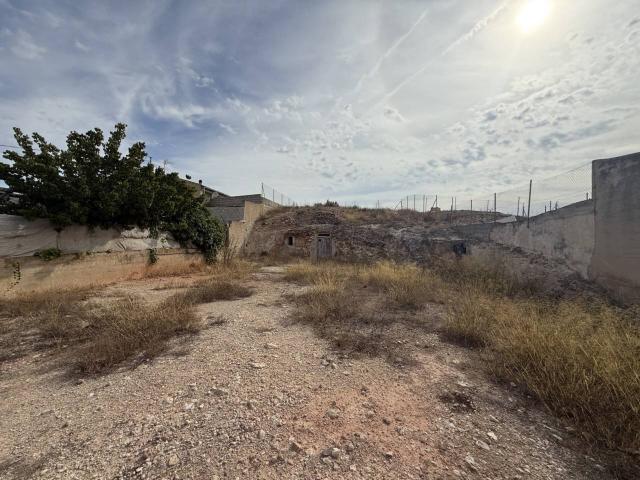 Venta de Casa Cueva en El Fondó de les Neus Hondón de las Nieves