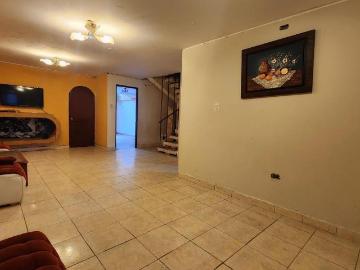 Venta de Casa cerca a parque 140 m² Los Olivos