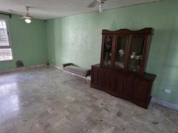 VENTA DE CASA CERCA DE AV LÓPEZ PORTILLO CANCUN