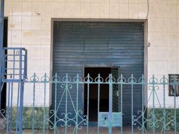 VENTA DE CASA COMERCIAL EN COMAS
