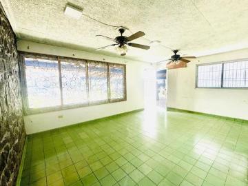 Venta de casa comercial en David, Doleguita