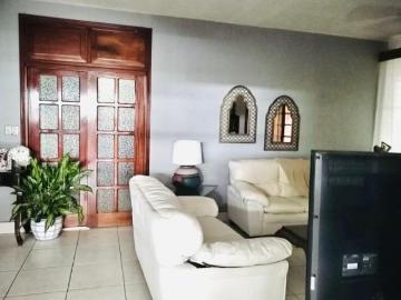 Venta de casa comercial en David, El Vedado