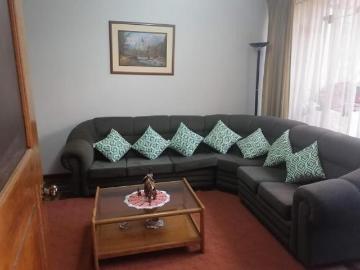Venta de casa con 8 hab. en Wanchaq Cusco