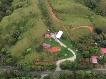 Venta de Casa con vista el mar con 2 cabañas independientes