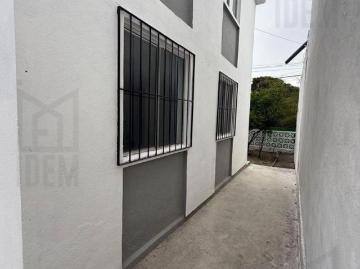 Venta de Casa con Alberca en Colonia Burócratas Federales, Monterrey