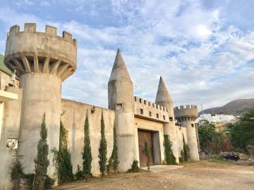 Venta de Casa con alberca y salon para eventos, Plaza Las Am