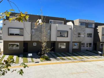 VENTA DE CASA CON CON TRES RECAMARAS CERCA A METEPEC