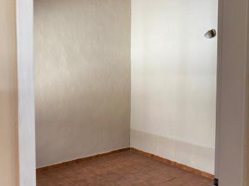 Venta de casa con departamento