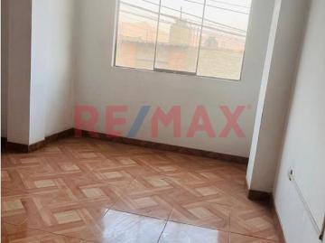 Venta De Casa Con Doble Frente – Urb. Las Palmas, Puente Piedra