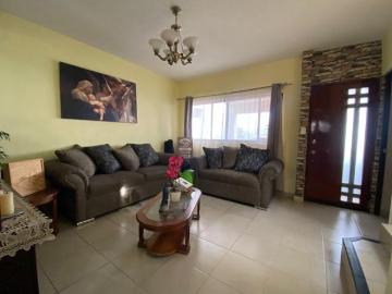 VENTA DE CASA CON EXEDENTE EN FRACC HACIENDA LORETO ZONA BOREAL