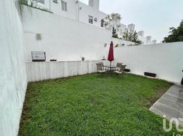 Venta de casa con jardín en lago esmeralda atizapan de zaragoza