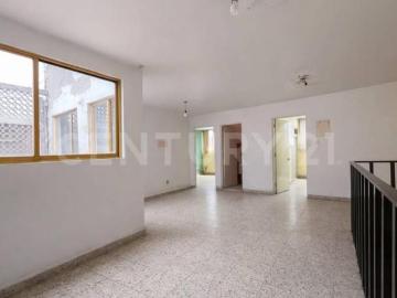 Venta de Casa con local adjunto en Moctezuma 2a Secc Venustiano Carranza, CDMX