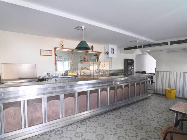 Venta de casa con local en venta en Talaván Cáceres