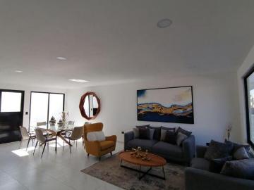 VENTA DE CASA CON MUROS INDEPENDIENTE EN A 8 MIN DE LA UDLAP