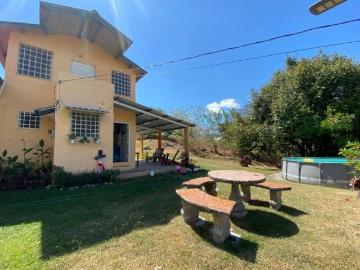 VENTA DE CASA DE CAMPO EN CABUYA DE CHAME