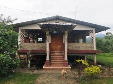 VENTA DE CASA DE CAMPO EN EL CANTÓN CUMANDÁ Casa en Venta en Cumandá cumandá