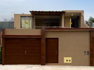 VENTA DE CASA DE DOS PISOS EN EL ALAMO COMAS