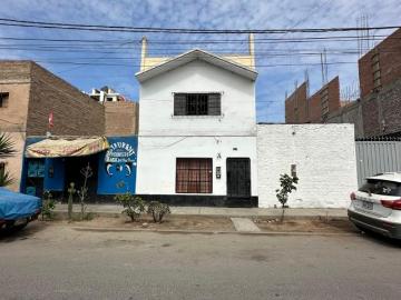 VENTA DE CASA DE DOS PISOS MÁS AZOTEA EN LA MEJOR ZONA DE HUARAL!