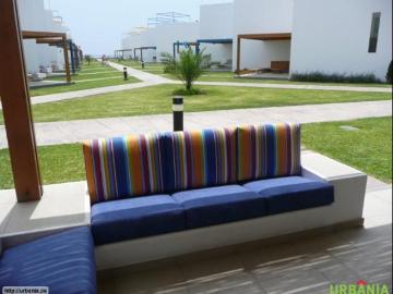 Venta de Casa de Playa en Asia