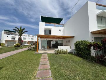 Venta de Casa de Playa en Asia del Sol