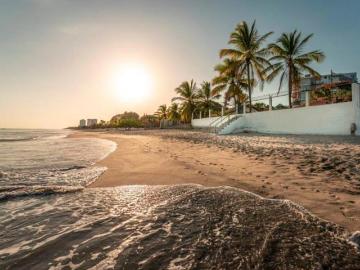 Venta de Casa de Playa en Playa Blanca Farallón Panamá