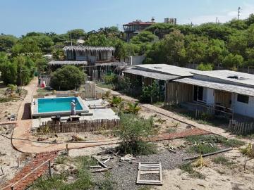 VENTA DE CASA DE PLAYA HOTEL EN VICHAYITO DE 1,918 M2