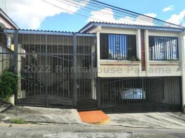 Venta de Casa de 215 m2 en Altos de Cerro Viento 25 3058GG