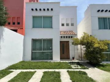 VENTA DE CASA EN METEPEC, FRACCIONAMIENTO BONANZA AZ